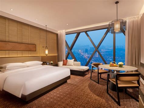 hyatt regency zhenjiang|Luxury Zhenjiang Guestrooms & Suites .